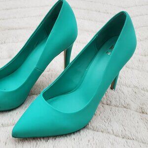 Mix No. 6 Lill Pointed Toe Pump